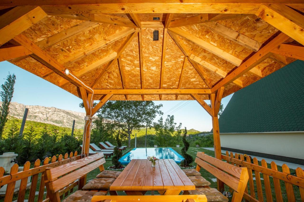 Pensjonat Cozy House Ostrog Nikšić Zewnętrze zdjęcie