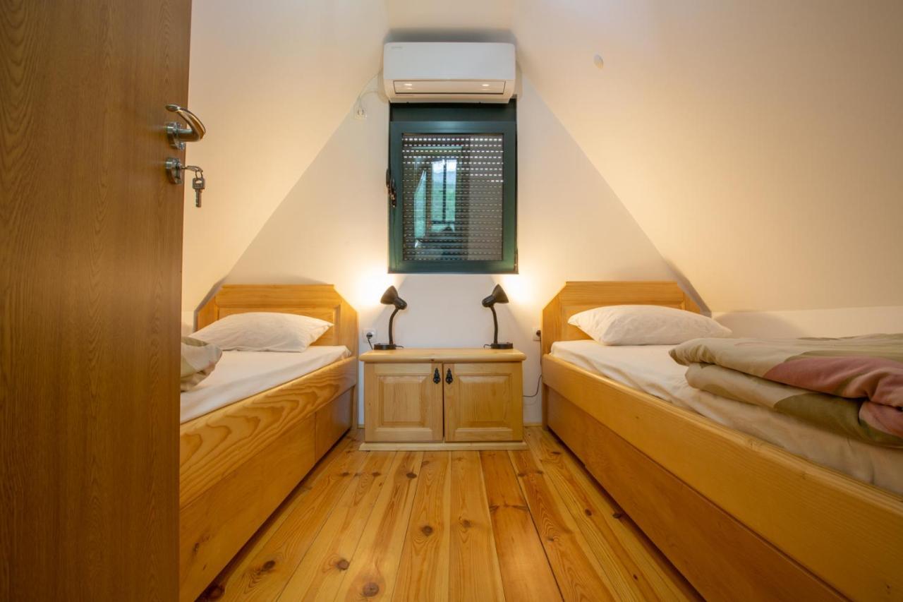 Pensjonat Cozy House Ostrog Nikšić Zewnętrze zdjęcie